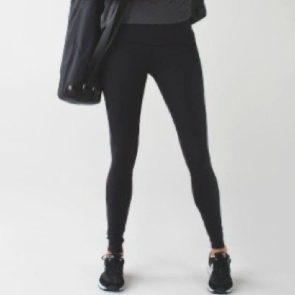 SOLD - Lululemon Barre Star Pant